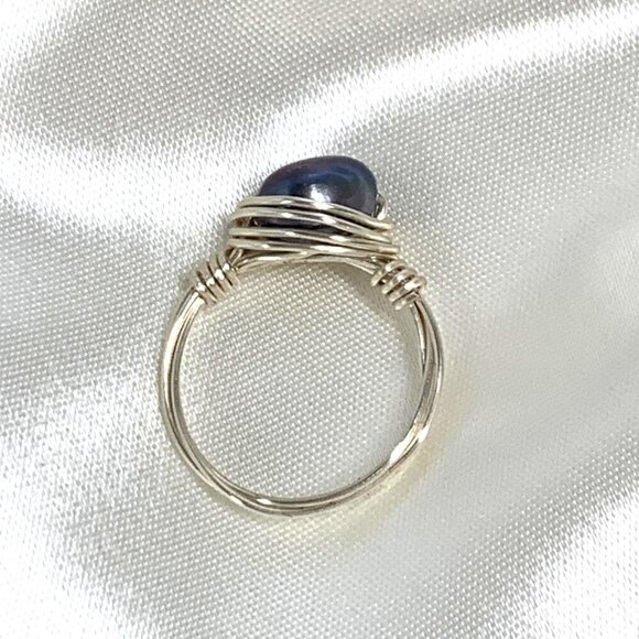 Genuine Black Pearl Ring Silver Tone Copper Wire & Black Pearl Order To Fit - Picture 4 of 8